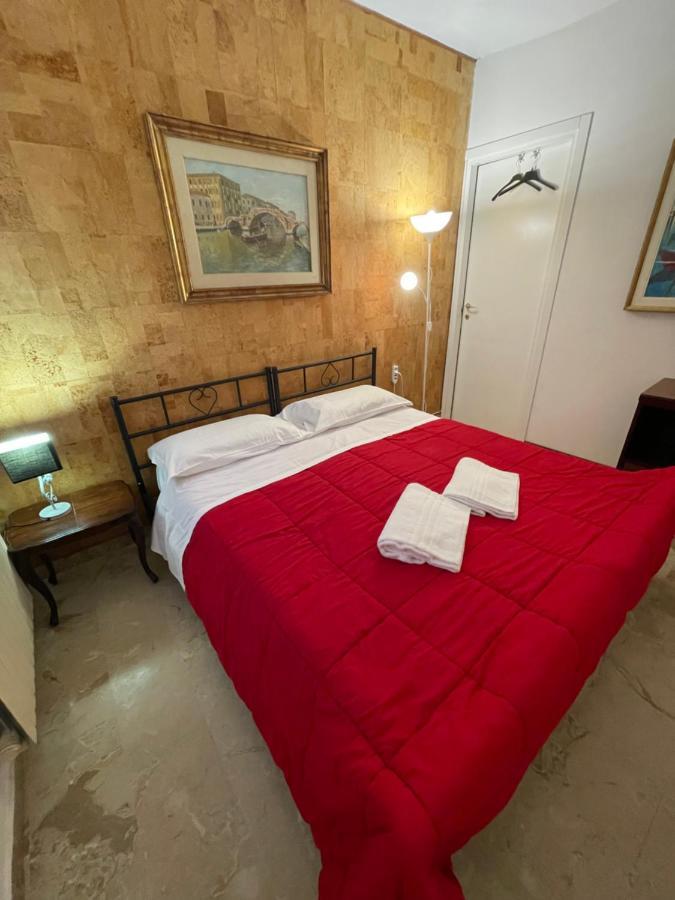 Royal Guest House เวนิส ภายนอก รูปภาพ
